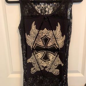 Beautiful lacy summer top with front and back lining. Rarely worn, size medium.